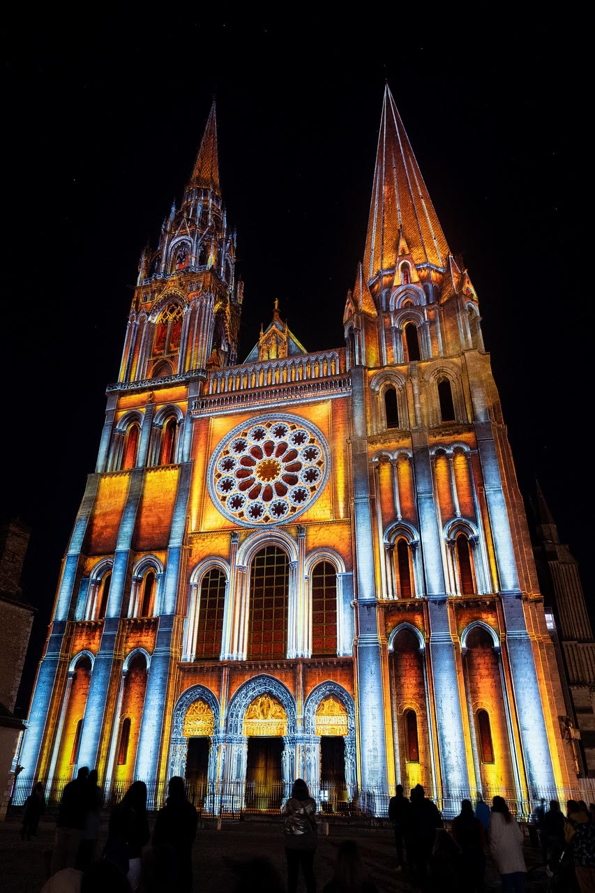 The cathedral lit up for Chartres en Lumières