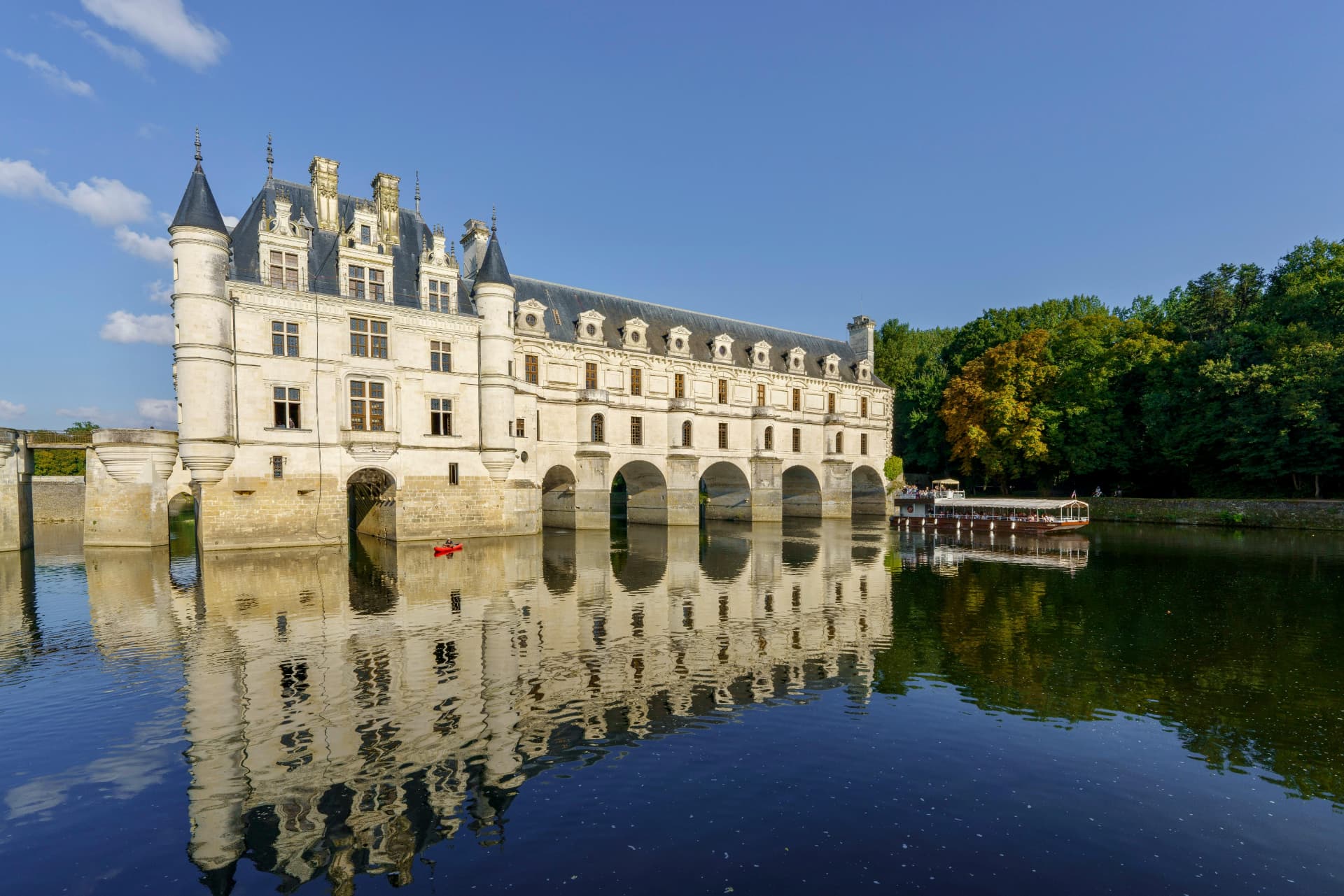 Chenonceau reflected in the river Cher