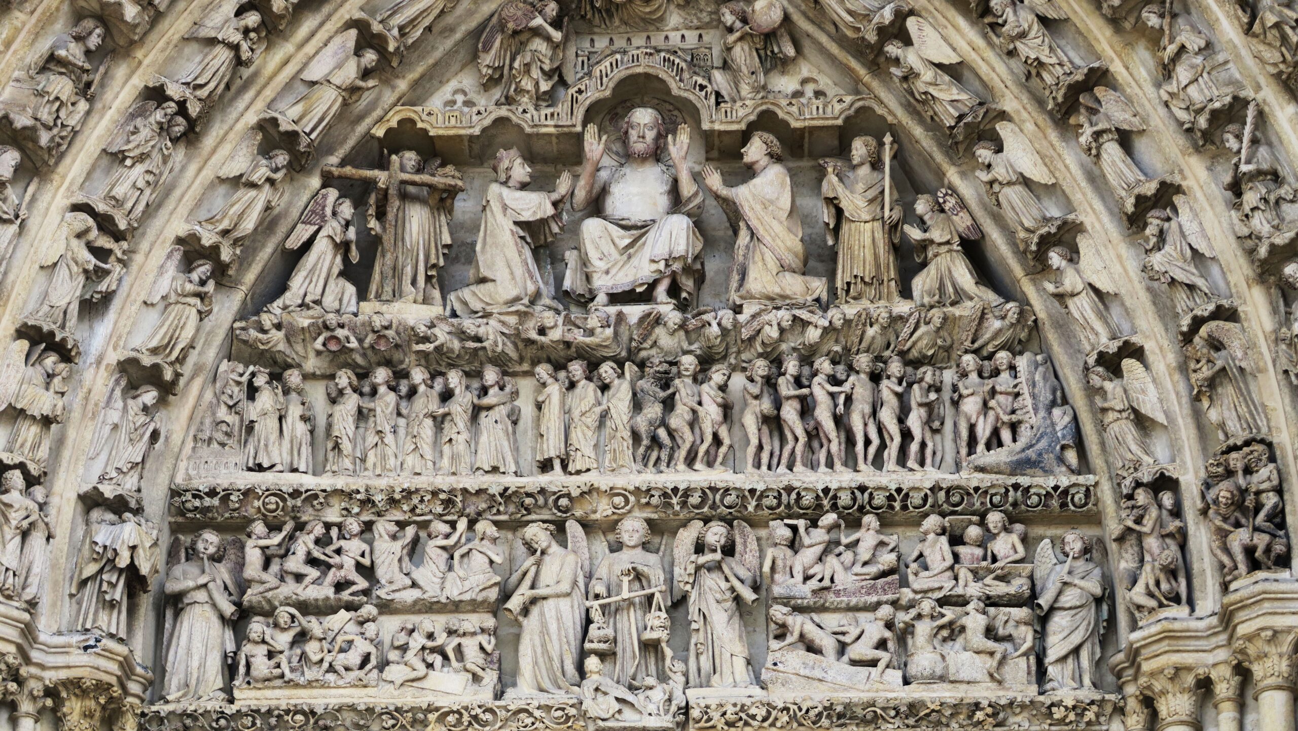 The Somme: World War I Battlefields & Memorials amiens 2